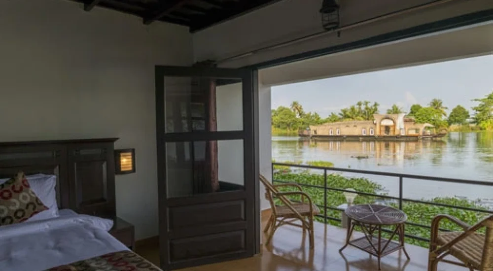 Warmth Lake Haven in Chempumpuram, Alappuzha indoor for wedding