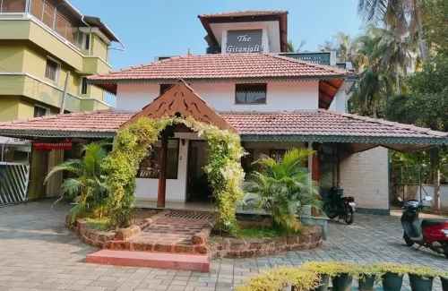 Gitanjali wedding hall Guruvayur for wedding full exterior look of gitanjali wedding house