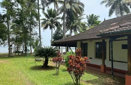 Gramam Homestay in Kumbalangi, Kochi for destination wedding