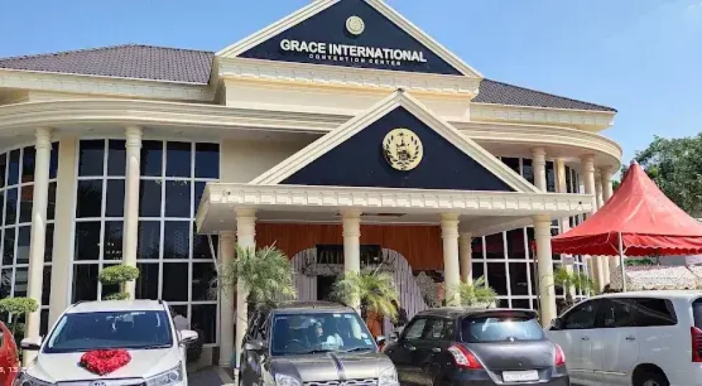 Grace international convention center in Kaipamangalam, Thrissur for wedding