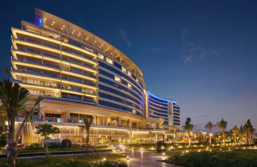 Lulu Bolgatty International Convention Center in Kochi, Ernakulam