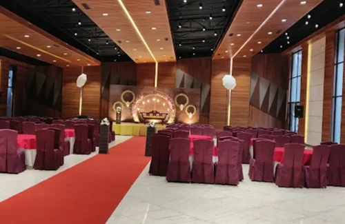 Highway Garden Convention Centre in Edappally, Kochi For Wedding