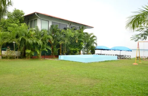 Lake Symphony Resort in Panangad, Kochi outdoor for wedding