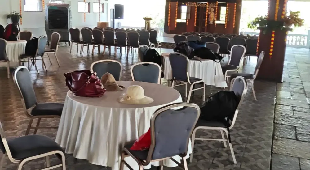 Outdoor wedding seating and round table banquet layout at Indriya Sands destination wedding resort near Kuzhupilly Beach, Kochi.