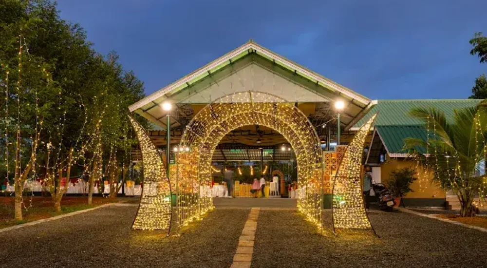 Johns Village in Mulanthuruthy, Kochi for wedding