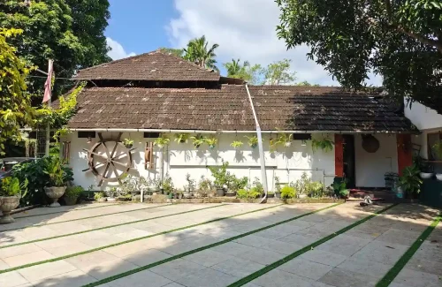 Kayyalas Courtyard in Pazhuvil, Thrissur for nalukett wedding venue