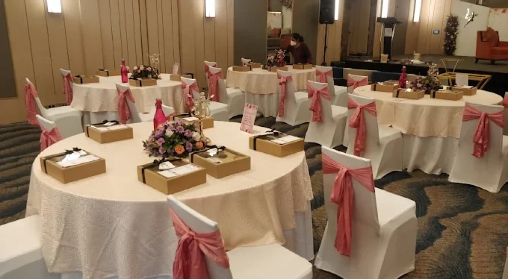 Kochi Marriott Hotel in Edappally, Kochi For Wedding
