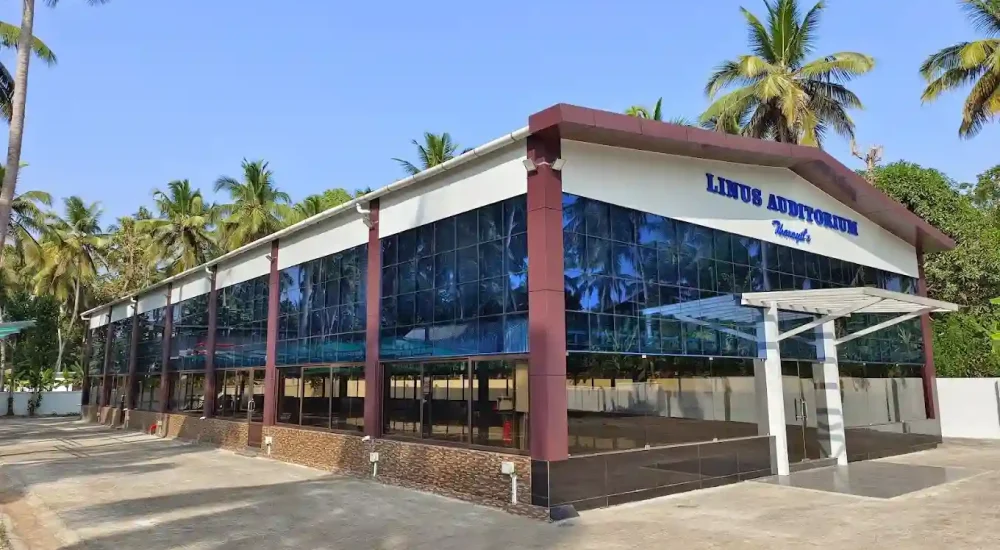 Linus Auditorium in Kottekkad, Kuttoor,Thrissur for Wedding