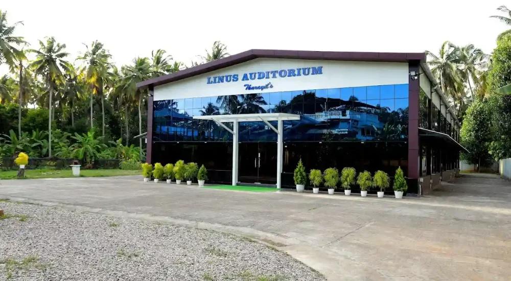 Linus Auditorium in Kottekkad, Kuttoor,Thrissur for Wedding
