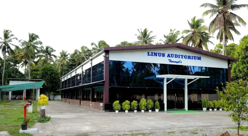 Linus Auditorium in Kottekkad, Kuttoor,Thrissur for Wedding