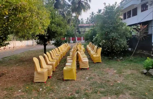 Linus Auditorium in Kottekkad, Kuttoor,Thrissur for Wedding