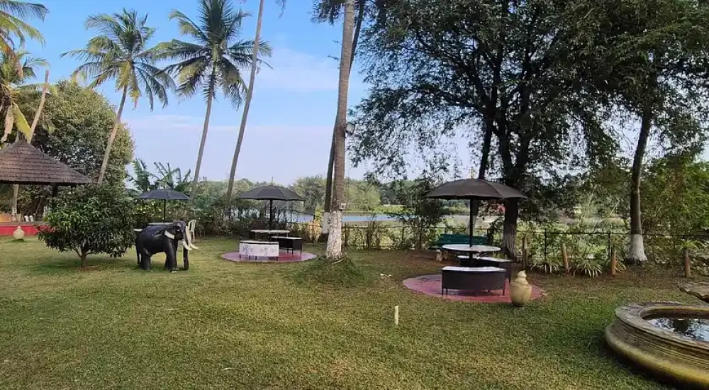 Mango County Resort in Pirayiri, Palakkad for wedding