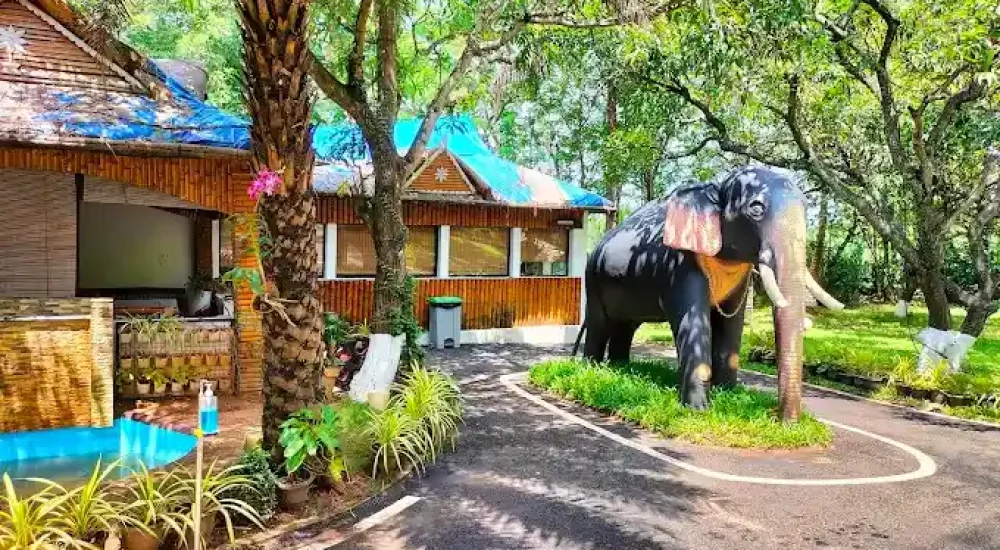 Mango County Resort in Pirayiri, Palakkad for wedding