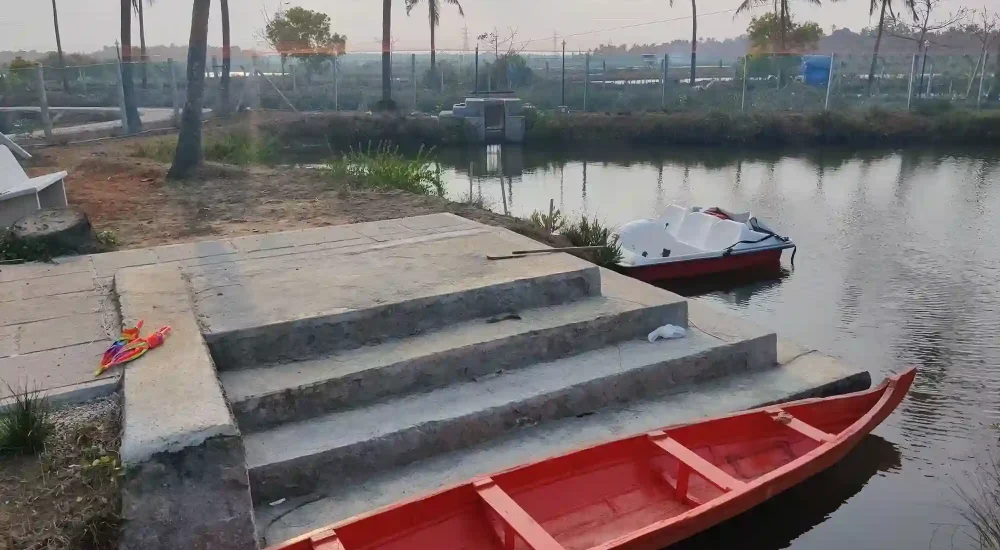 Mankara Farms in Puthenchira, Kombathukadavu, Thrissur for outdoor wedding