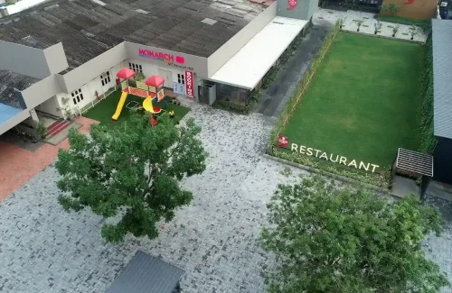 Monarch Banquet Hall in West Yakkara, Palakkad outdoor for wedding