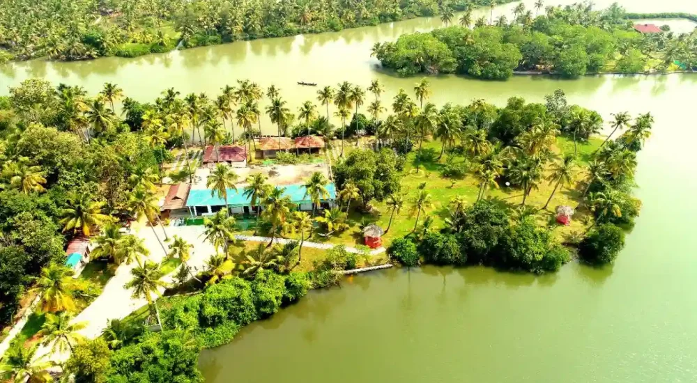 Munroe Island Lake Resort Kollam for wedding
