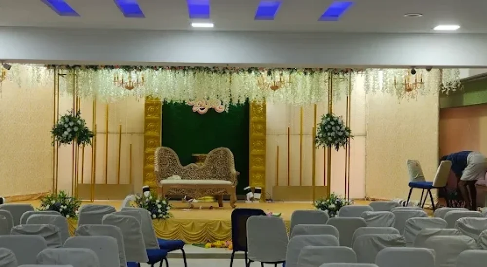 Rugmini Auditorium Guruvayur with Best Wedding Venue Cost