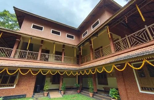 Sree Nilayam Heritage Resort in Athirappally, Pariyaram,Thrissur for Destination wedding