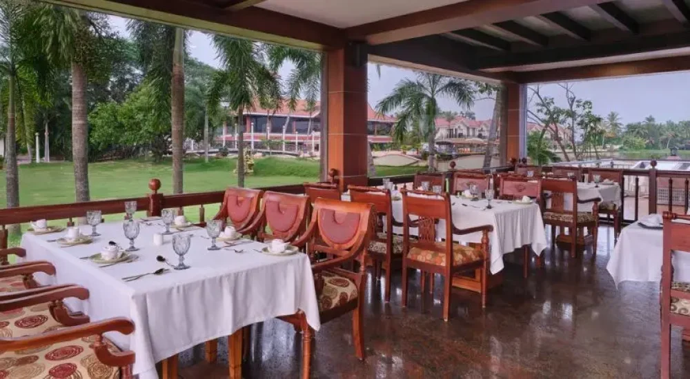 Sterling Lake Palace Alappuzha wedding cost