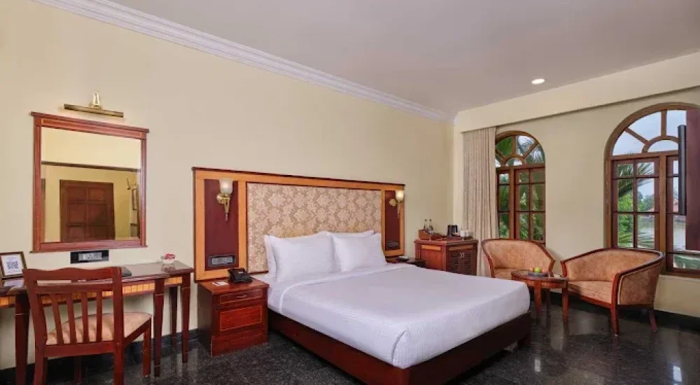 Sterling Lake Palace Alappuzha wedding cost