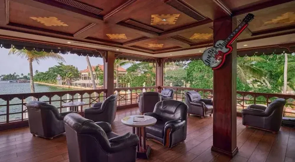 Sterling Lake Palace Alappuzha wedding cost