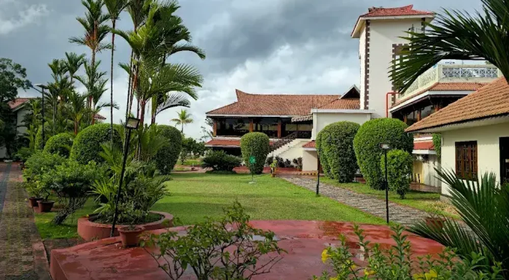 Sterling Lake Palace Alappuzha wedding cost