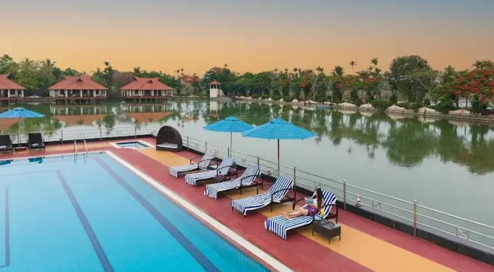 Sterling Lake Palace Alappuzha wedding cost