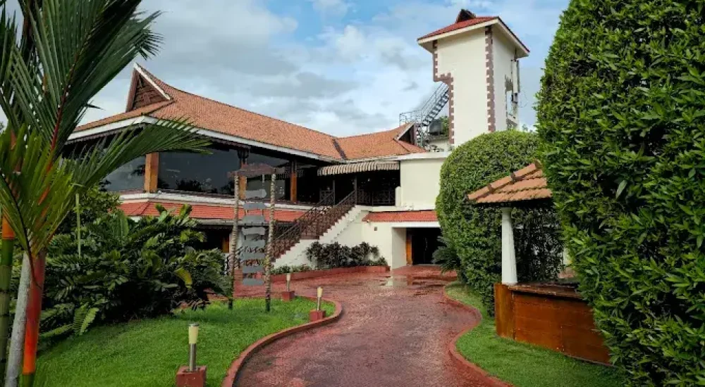 Sterling Lake Palace Alappuzha wedding cost