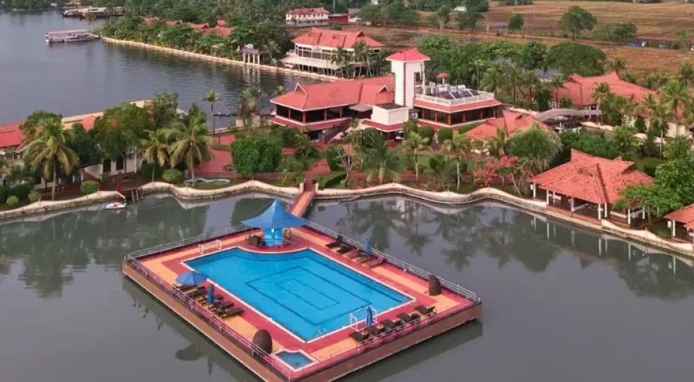 Sterling Lake Palace Alappuzha wedding cost