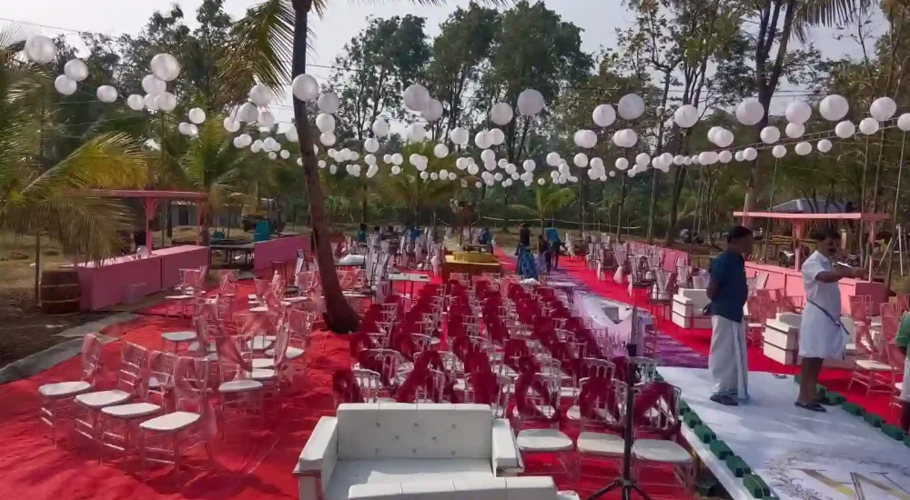 Brookside Garden Event Space & Farm Stay for outdoor wedding