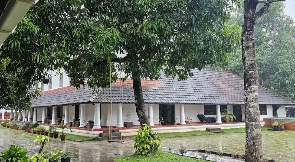 KR Thekkedathu Mana In Kunnamkulam, Thrissur For Destination Wedding