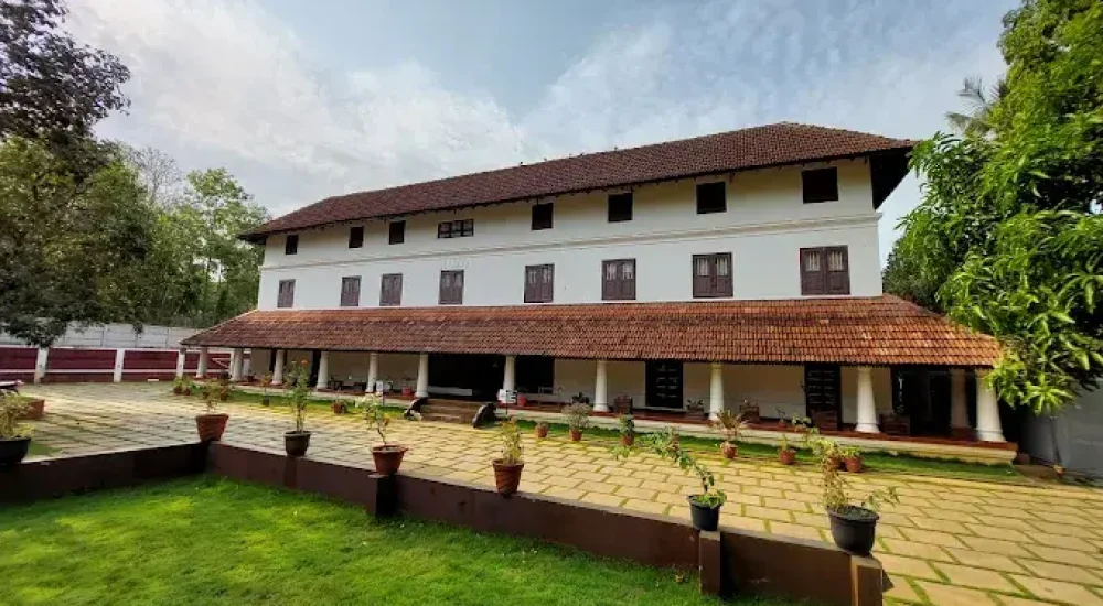 KR Thekkedathu Mana In Kunnamkulam, Thrissur For Destination Wedding