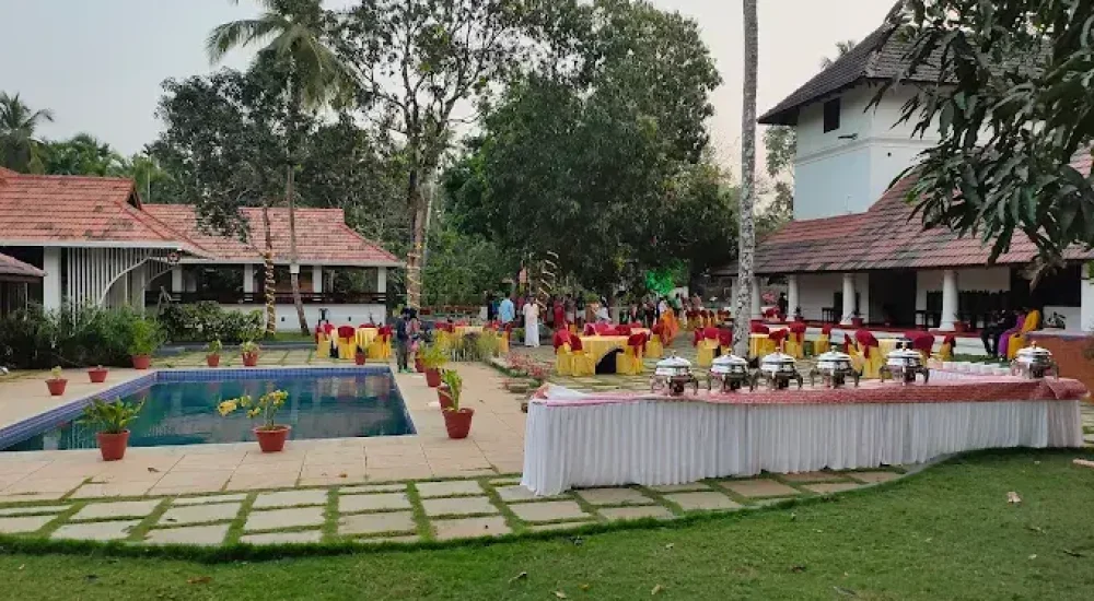 KR Thekkedathu Mana In Kunnamkulam, Thrissur For Destination Wedding