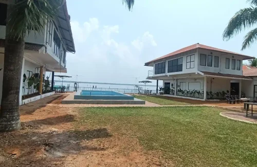 Lake Symphony Resort in Panangad, Kochi outdoor for wedding