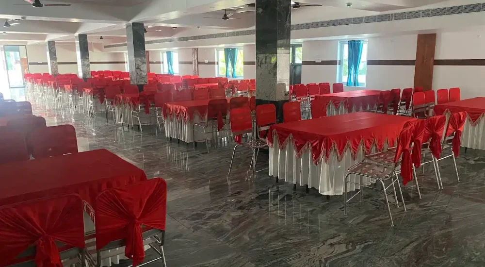Beejees Convention Centre in Kodumthirapully, Palakkad for putdoor wedding