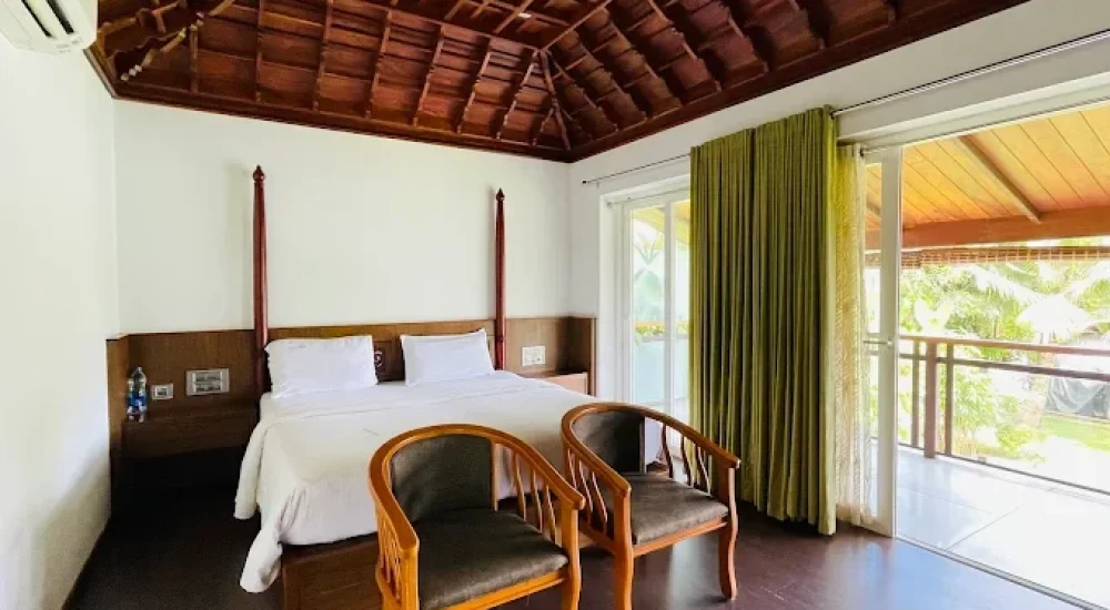 backwater-brook-in-kumarakom-kottayam-indoorwedding