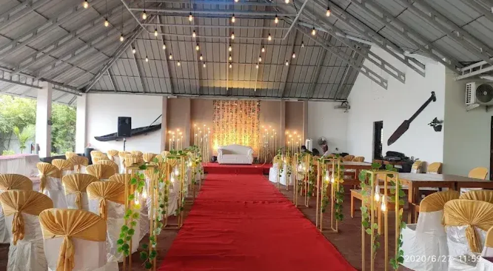 Canoe Ville Punnamada, Kottankulangara, Alappuzha For Wedding